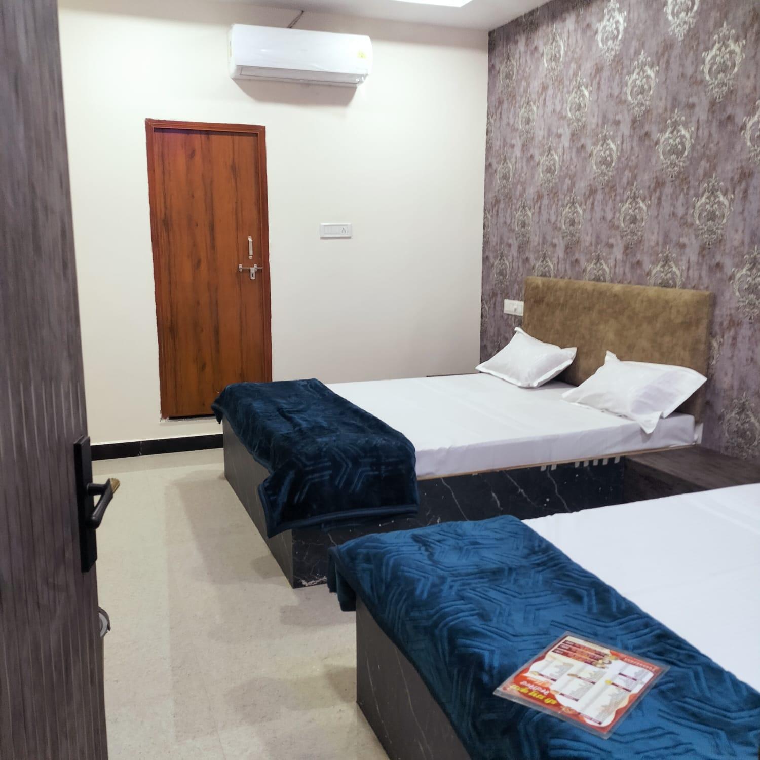 Hotel Somnath Inn Ujjain Buitenkant foto