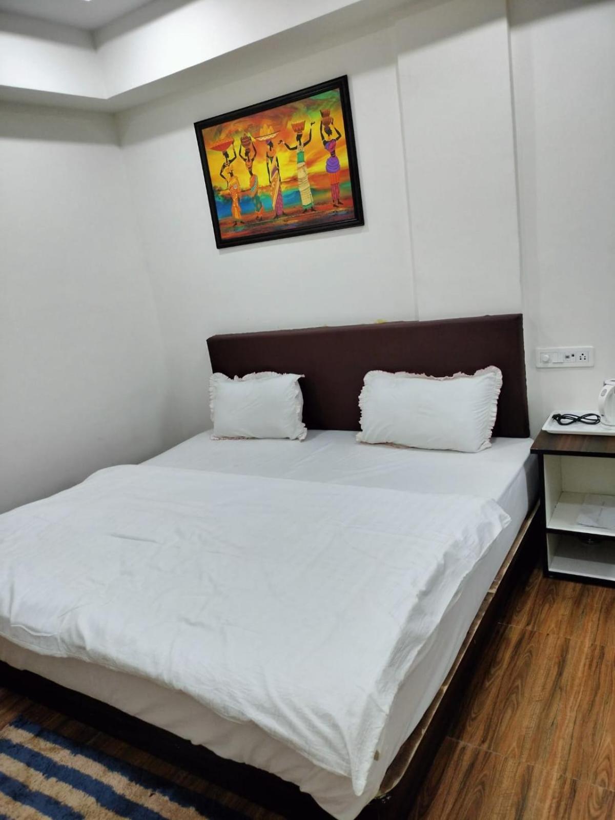 Hotel Somnath Inn Ujjain Buitenkant foto
