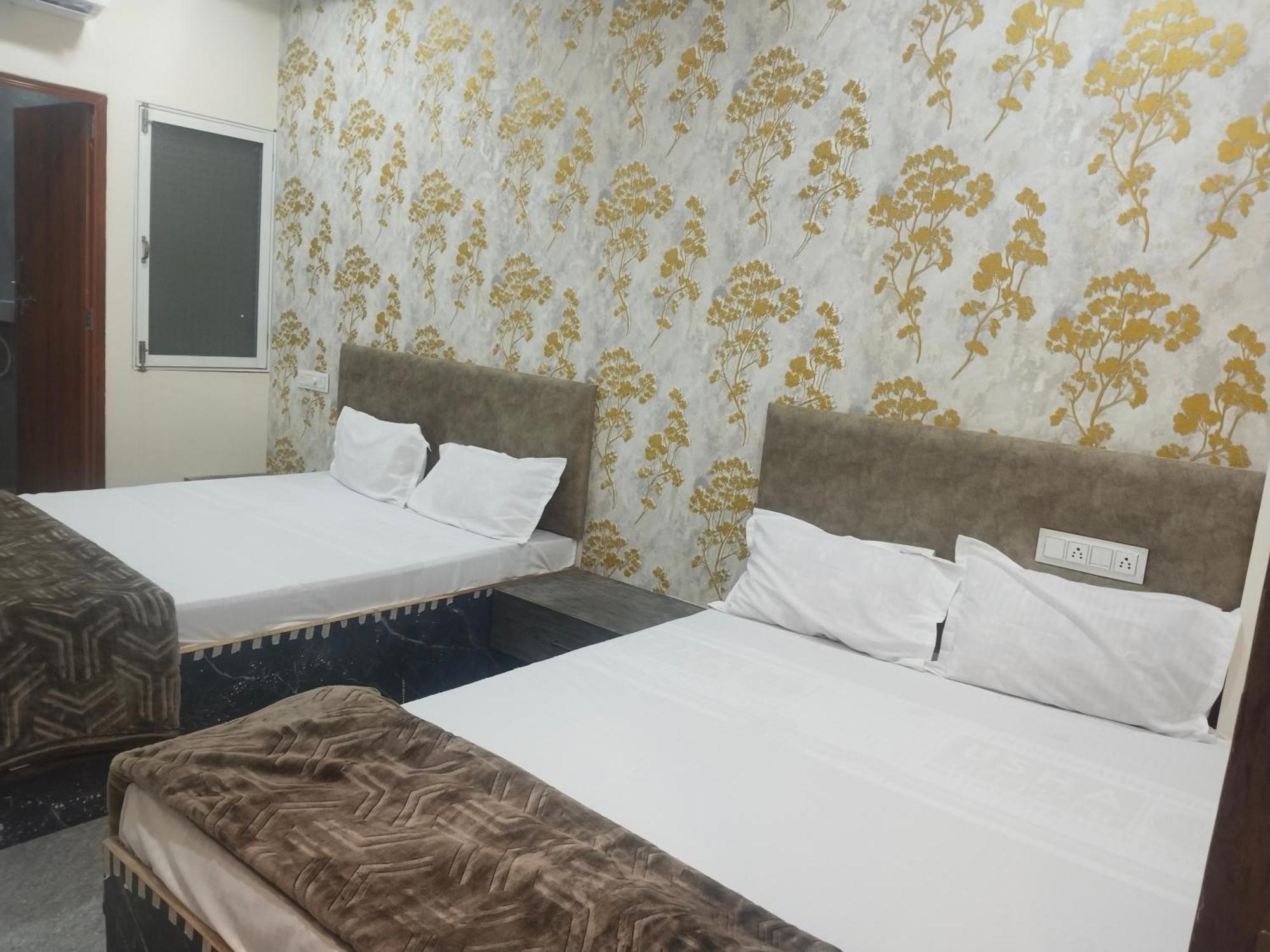 Hotel Somnath Inn Ujjain Buitenkant foto